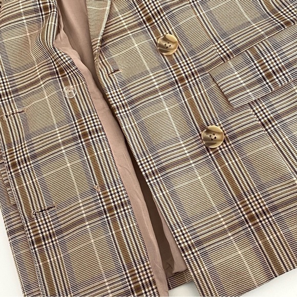 Majorelle Revolve Rhea Blazer in Tan Plaid - Picture 11 of 13